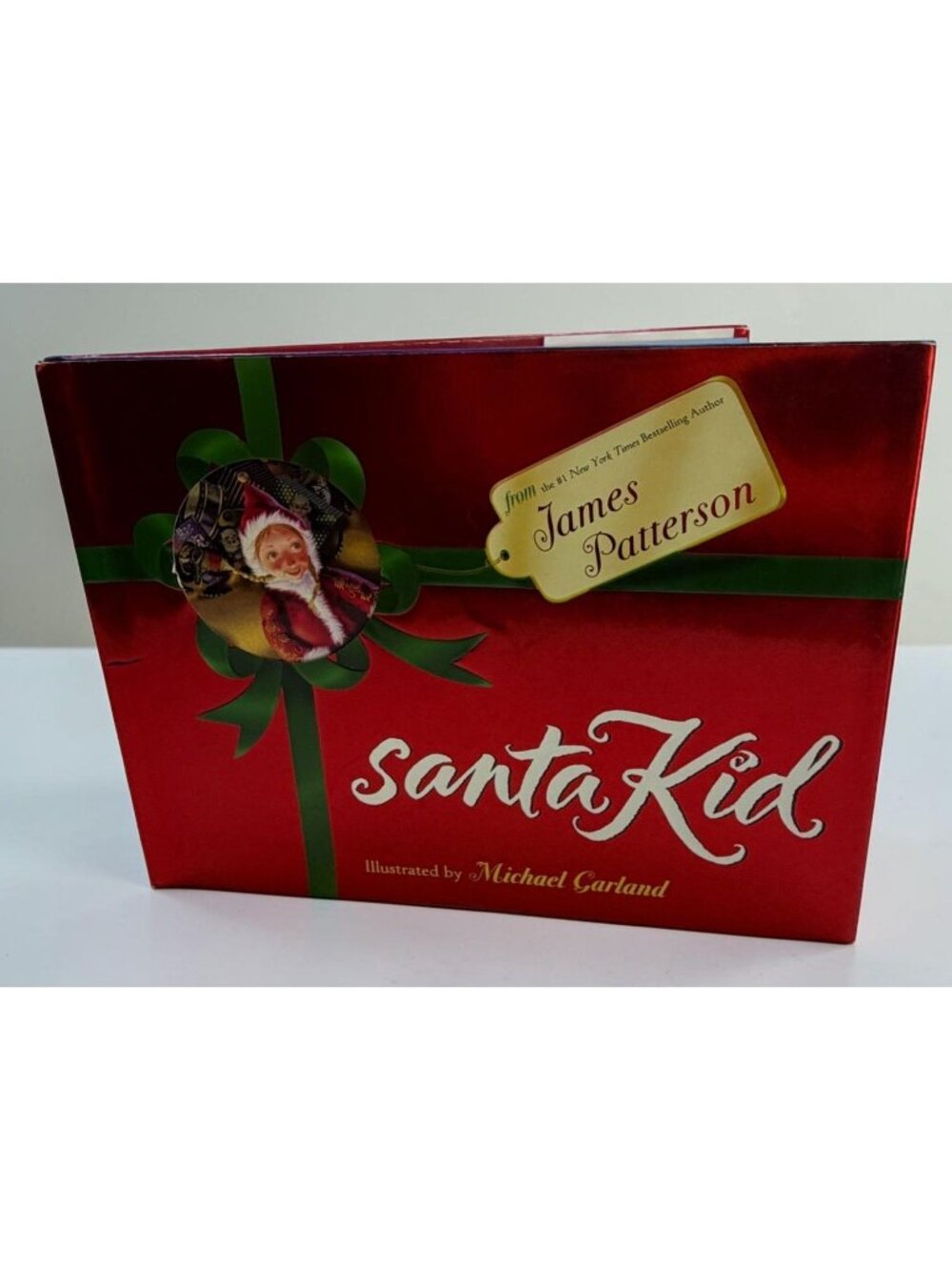Santa Kid Childrens Christmas Book James Patterson 2004 Hardcover with Poster